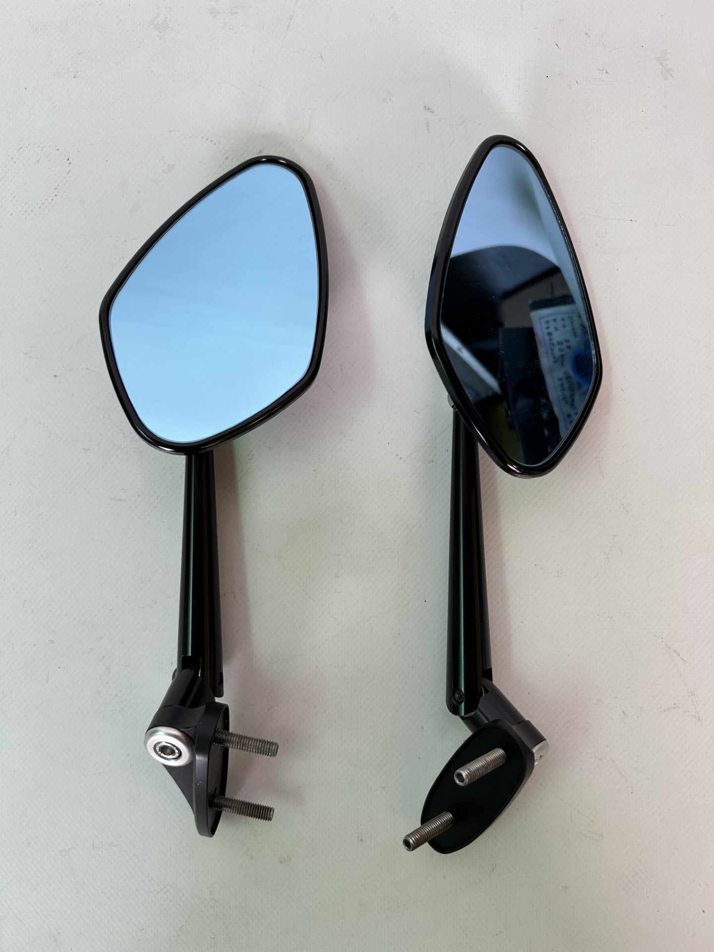 /docs/Images/Products/1aee82c0-0ff6-4071-ad68-0b4ce2100d65.jpg